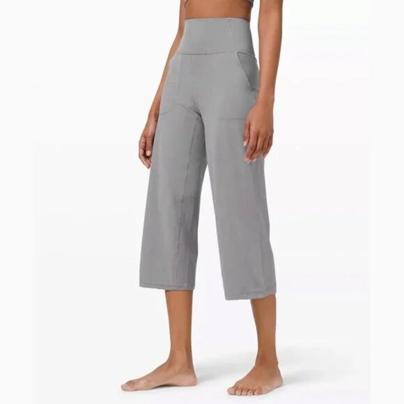 Lululemon Align High Rise Wide Leg Crop Pant in Rhino Gray Size 2 - Picture 1 of 11